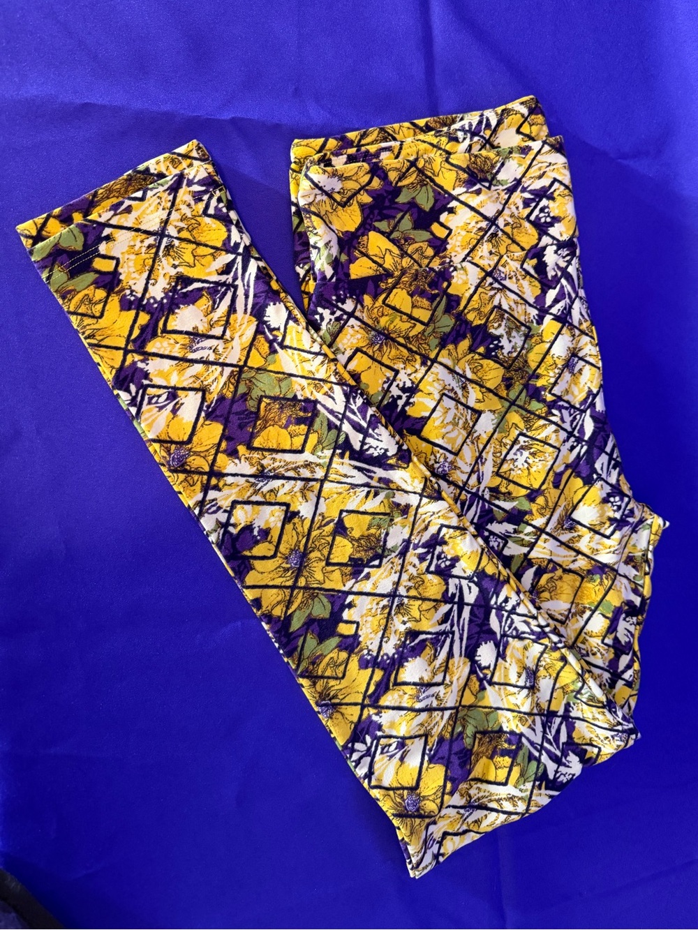 NWOT LuLaRoe Women’s Tall and Curvy TC Leggings Purple and Yellow Floral Print